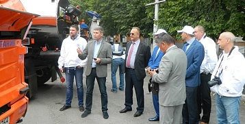 «Кургандормаш» представил свою технику на международном автопробеге